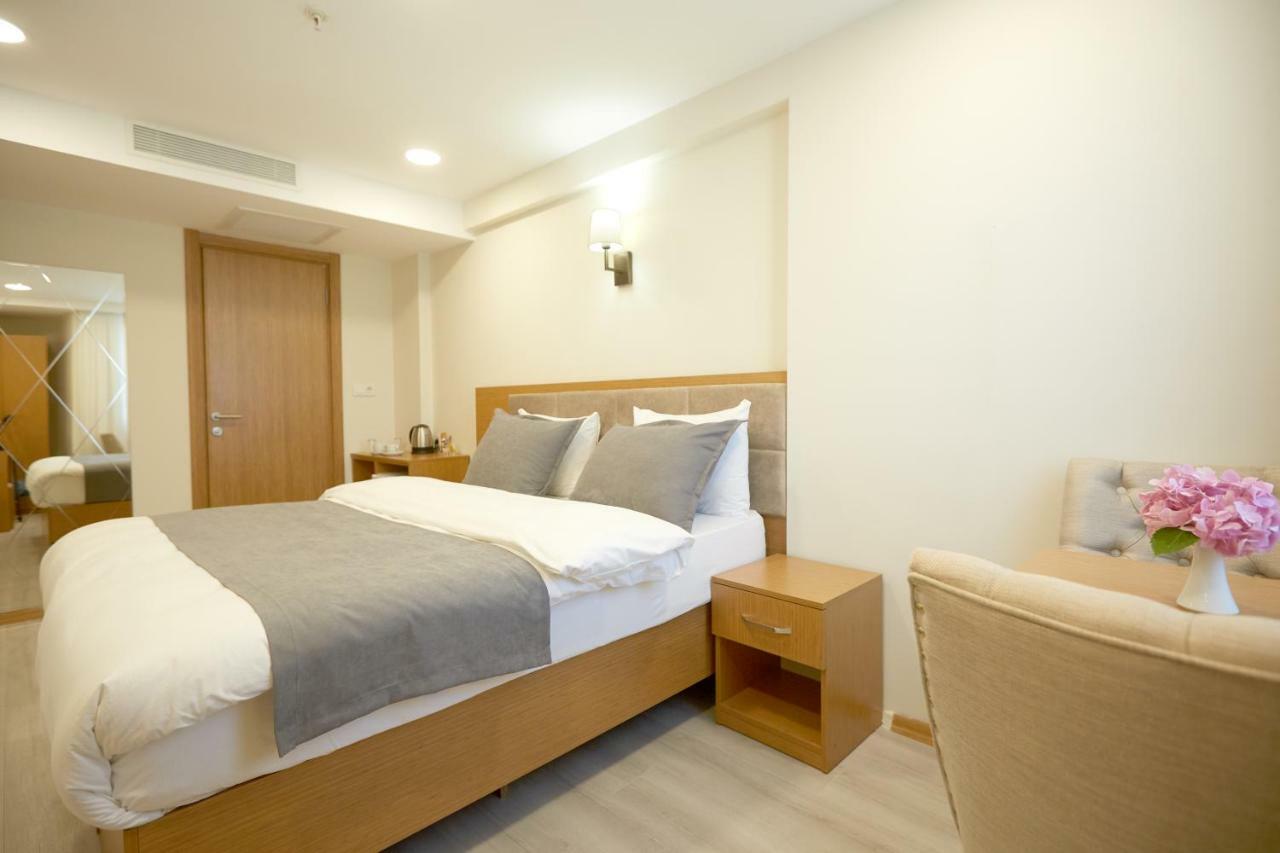 Kartal Palace Taksim Square Family Hotel اسطنبول المظهر الخارجي الصورة
